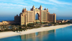 صناعة تتجاوز 260 مليار دولار، كيف أصبحت السياحة الحلال أسرع قطاعات السفر نموًا؟